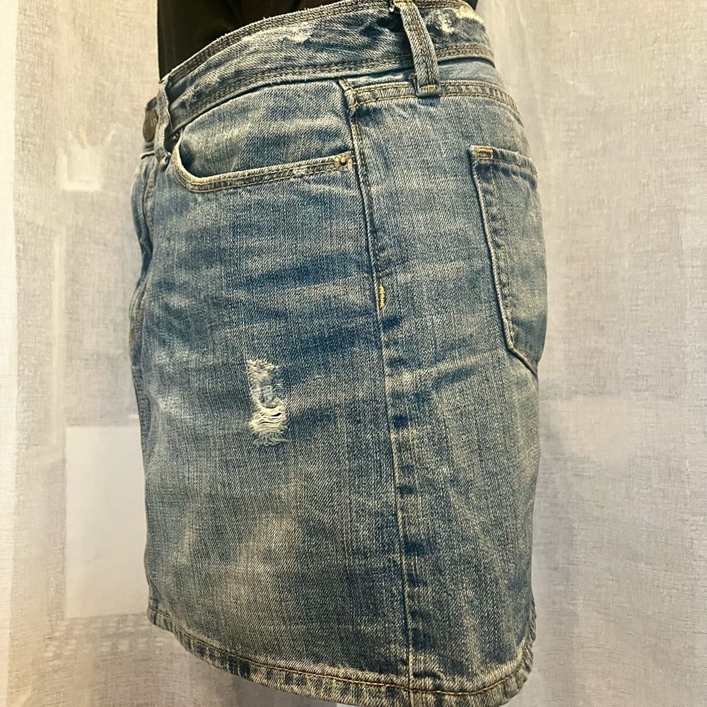 Gap denim mini skirt, size 27